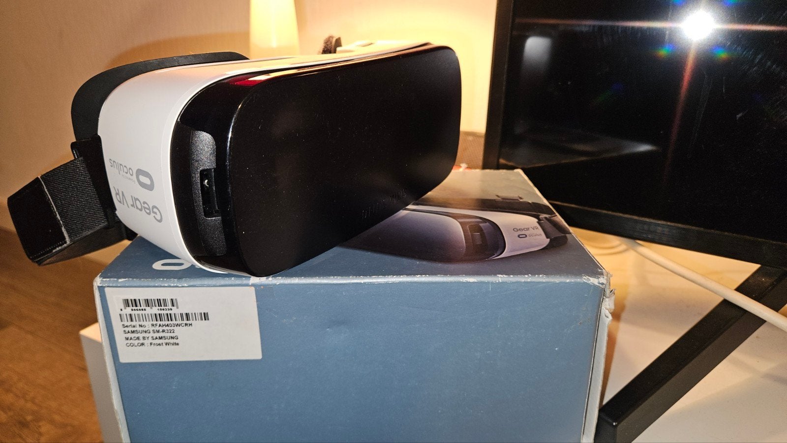 Samsung Gear VR (SM-R323) - Virtual Reality Bril, Ophalen, Zo goed als nieuw, VR-bril, Telefoon