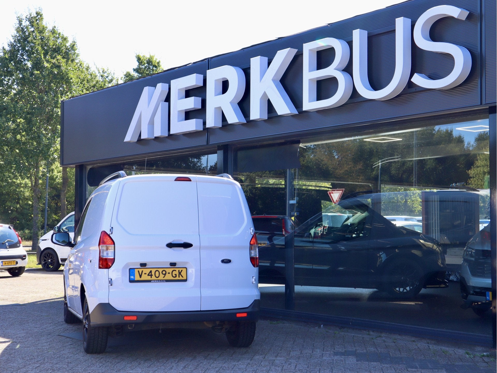 Ford Transit Courier 1.5 TDCI EDITION MARGE/BTW VRIJ, Voorwielaandrijving, Stof, Gebruikt, Euro 6