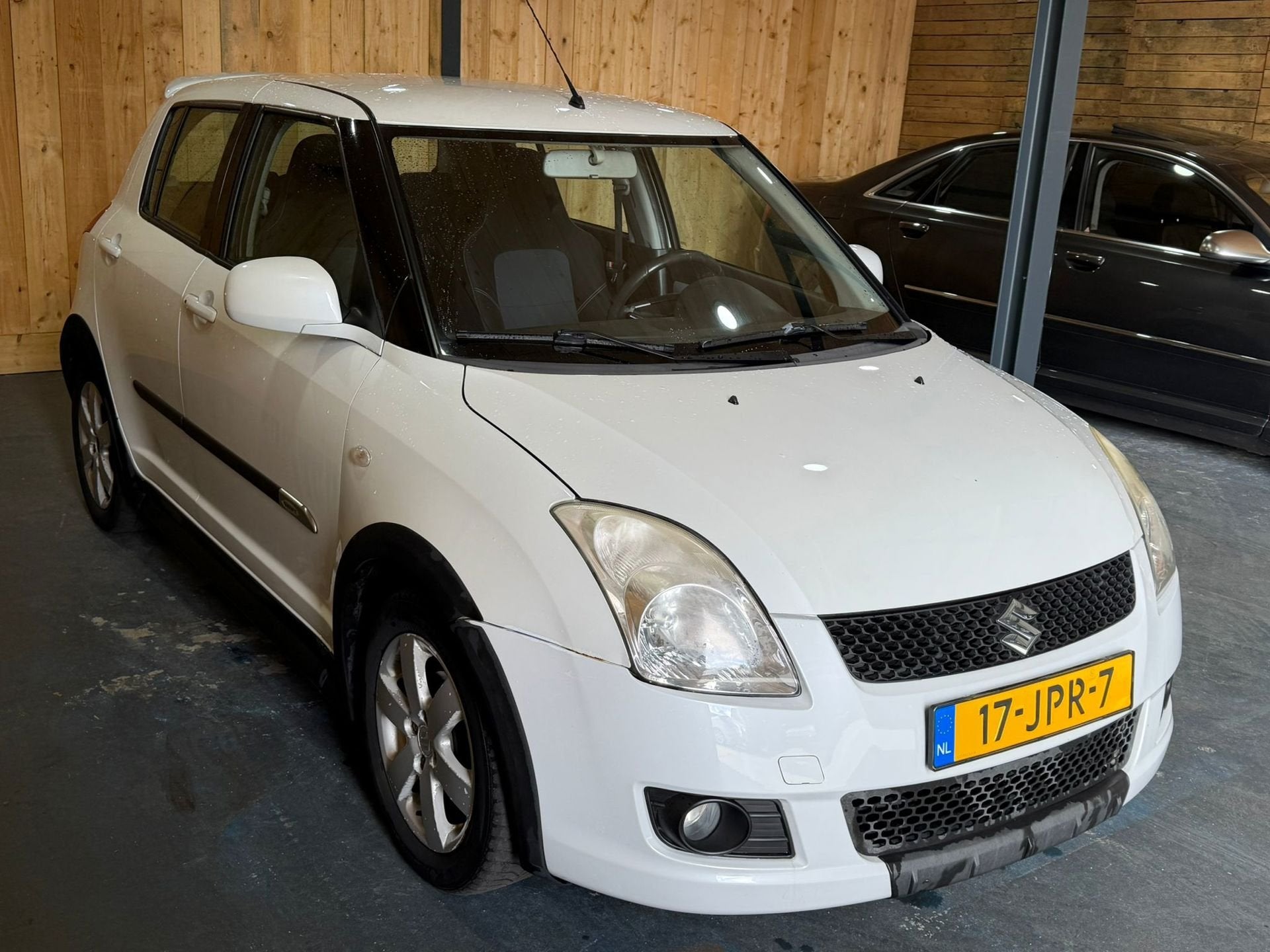 Suzuki Swift 1.3 Bandit 5-Deurs Airco 2009 Wit Nieuwe APK, Auto's, Voorwielaandrijving, 400 kg, Origineel Nederlands, Bedrijf