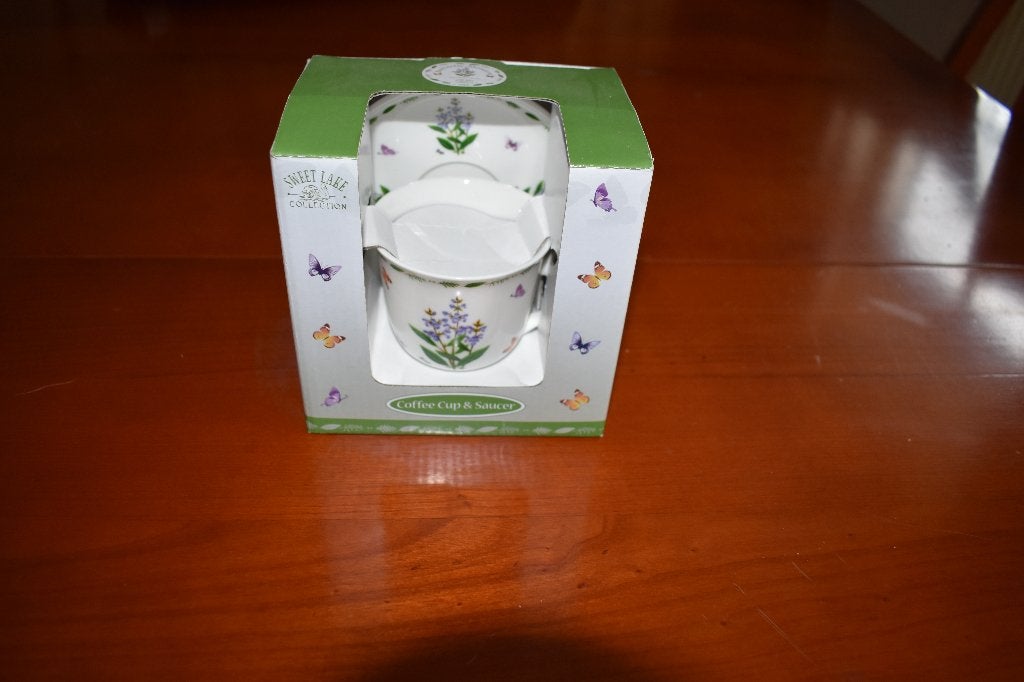 Koffiekop en schotels Butterfly Meadow servies, Info@detagrijn.com, Nieuw, Ophalen of Verzenden, Overige stijlen