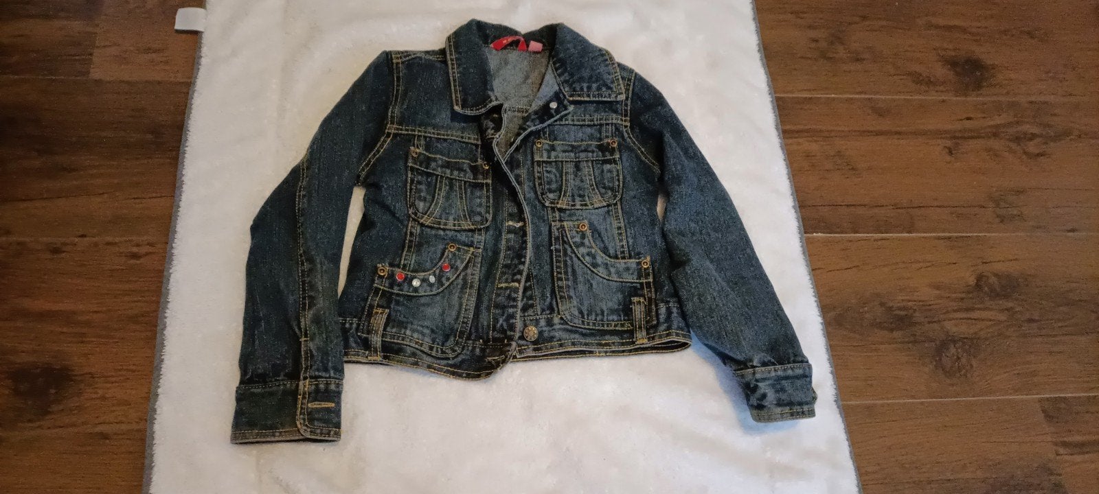 Stoere spijkerjas, Ophalen