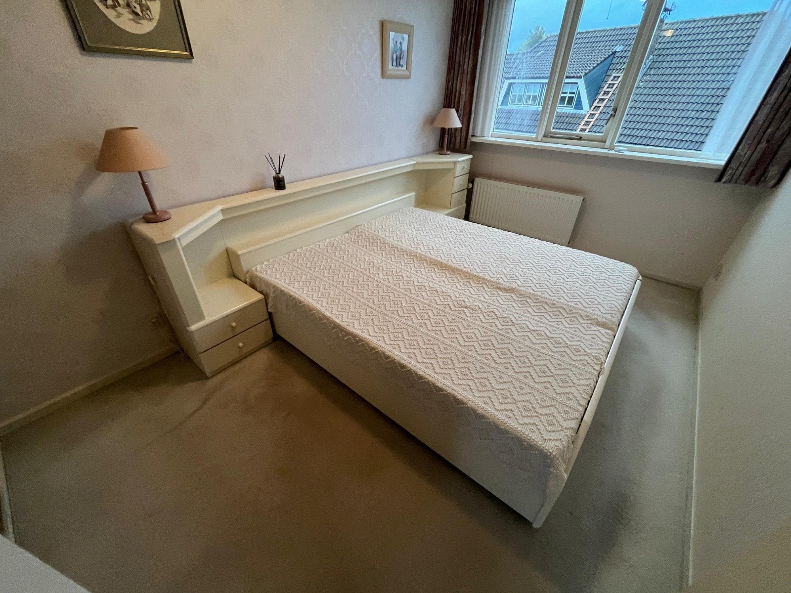 Tweepersoonsbed met geïntegreerde nachtkastjes, Ophalen, Gebruikt, Tweepersoons, Overige maten