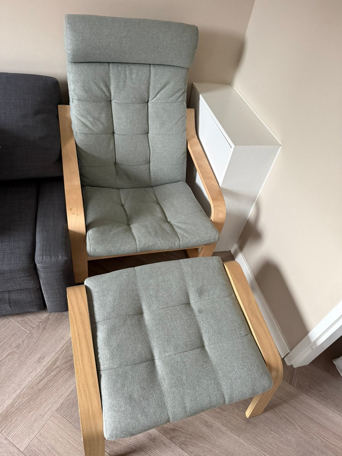 Complete IKEA POÄNG set 2 fauteuils + poef