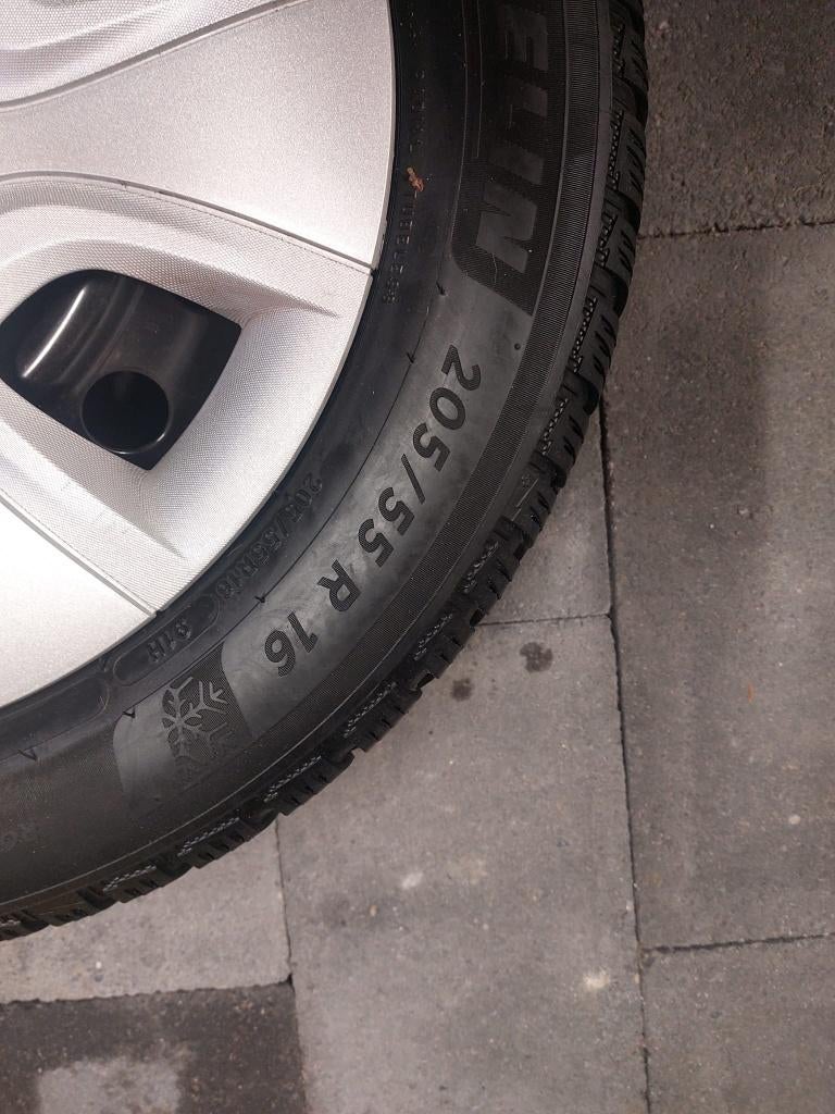 Winterbanden set Michelin Alpin 6 205/55/R16, Auto-onderdelen, Banden en Velgen, Ophalen, 16 inch, Banden en Velgen, Nieuw
