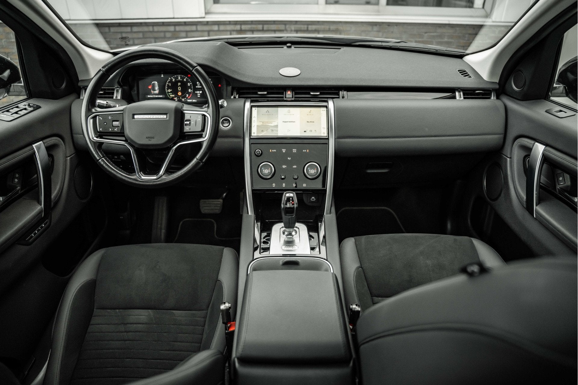 Land Rover Discovery Sport P300e 1.5 R-Dynamic HSE, Gebruikt, Discovery Sport, Wit, Vierwielaandrijving