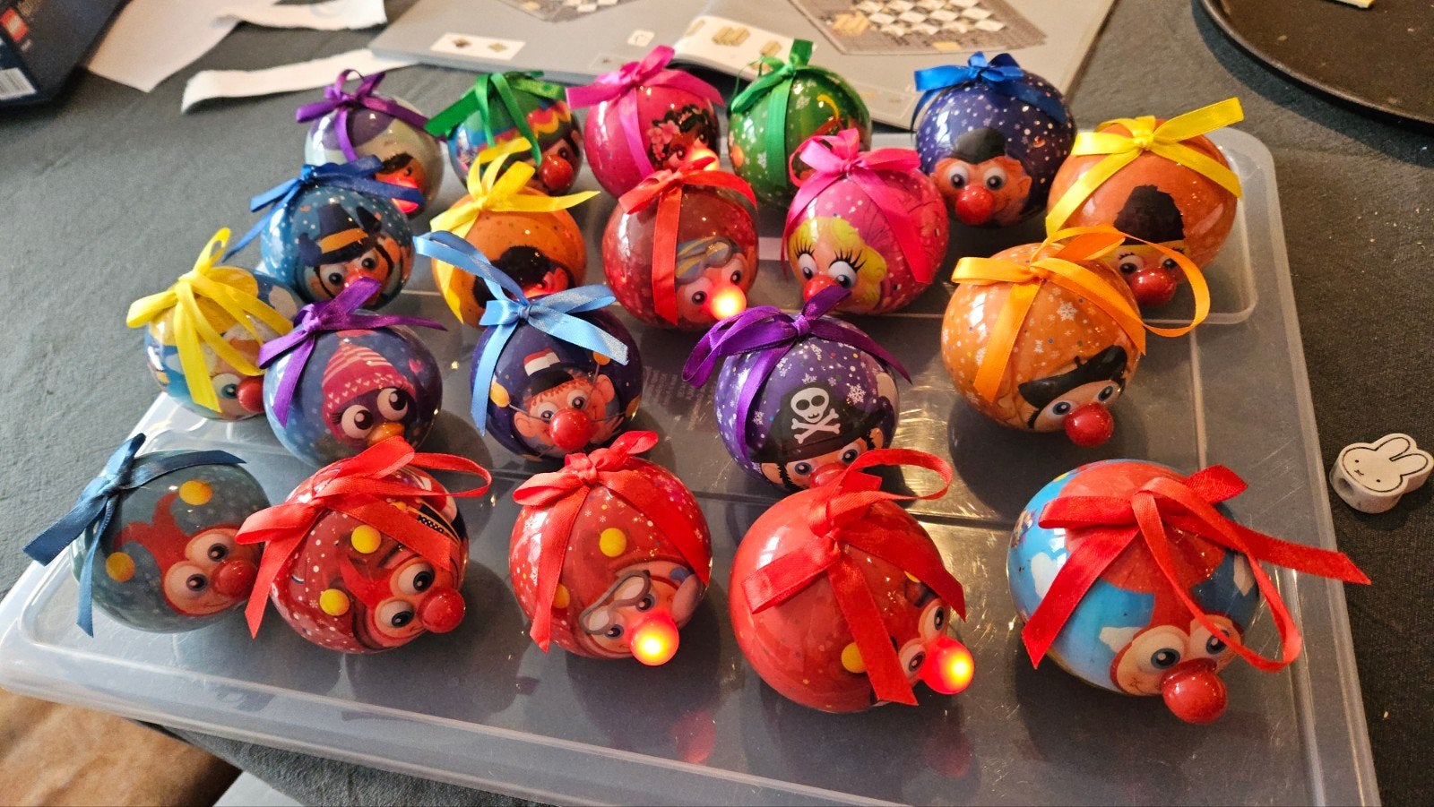 Complete set Efteling Jokie winterballen (20 stuks), Ophalen, Gebruikt, Overige typen