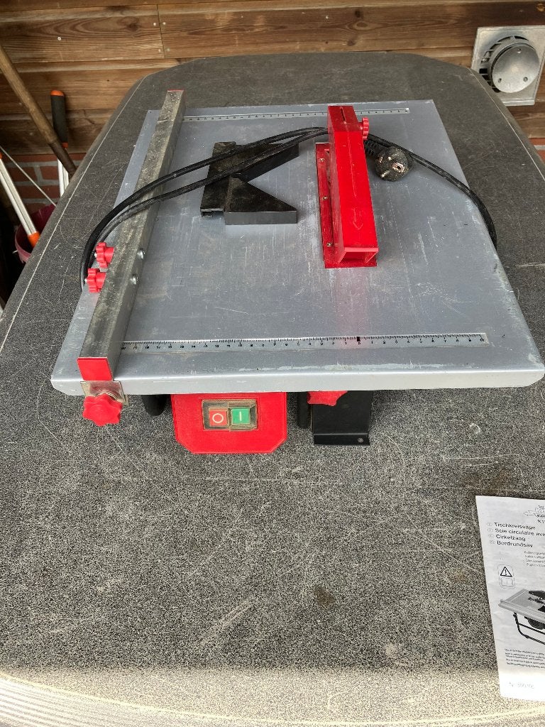 kleine zaagtafel, Gebruikt, Overige typen, 600 tot 1200 watt, 30 tot 70 mm