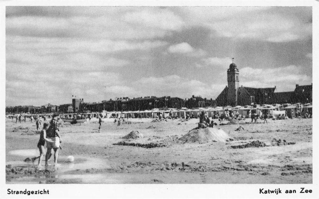 703-422-037 Strandgezicht Katwijk aan Zee, Verzenden, Voor 1920, Zuid-Holland