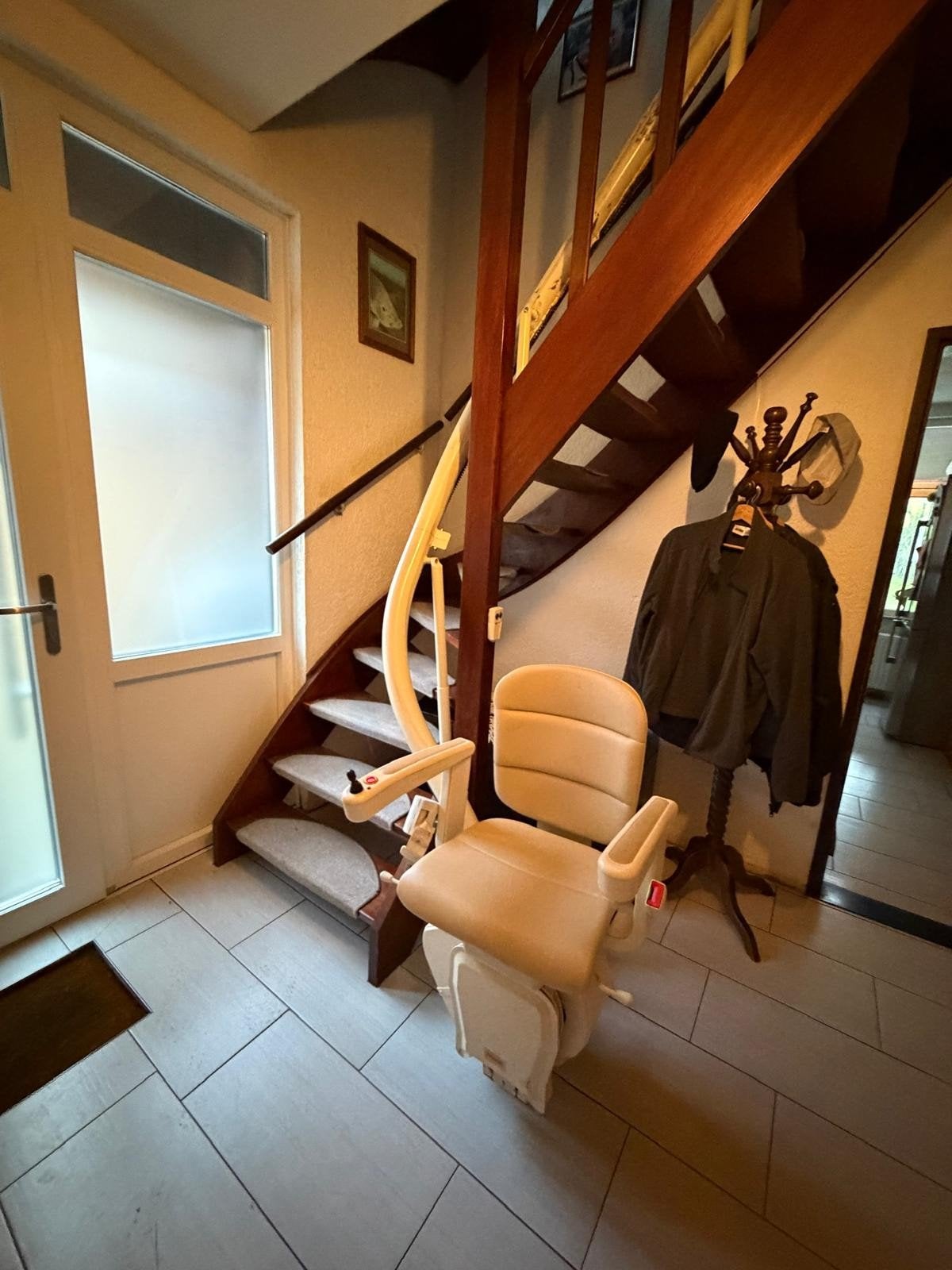 Traplift handicare, Diversen, Trapliften, Ophalen, Zo goed als nieuw, Met bocht