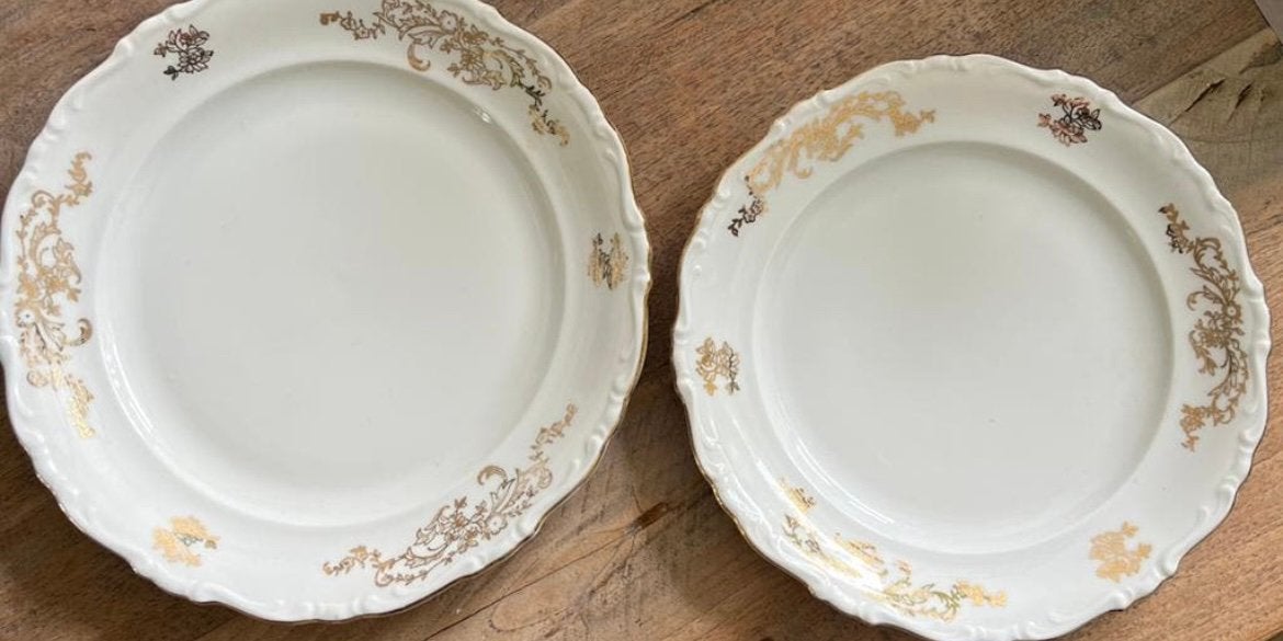 2 borden antiek ø21 en 24 cm, Ophalen