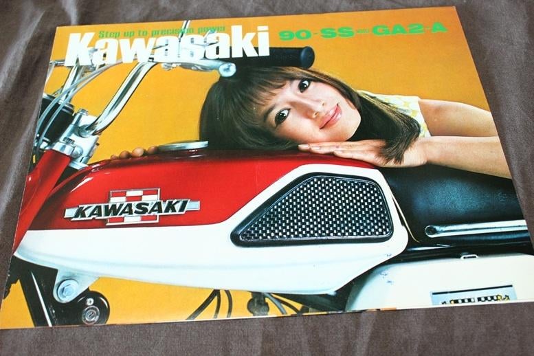 Kawasaki 90 SS GA2-A motorfiets verkoop folder, Ophalen of Verzenden, Overige merken