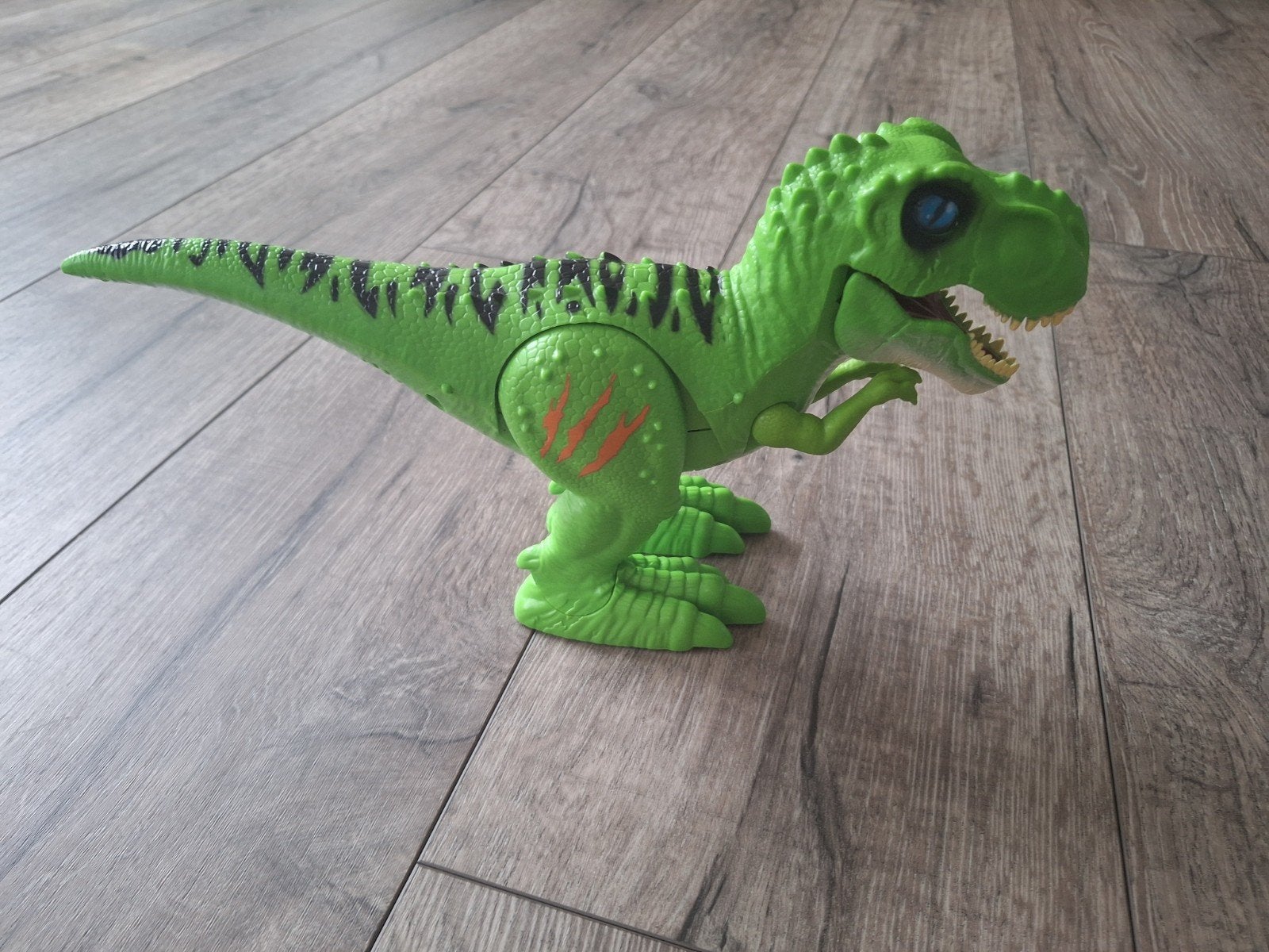 Robo Alive Aanvallende T-Rex, Ophalen of Verzenden, Zo goed als nieuw