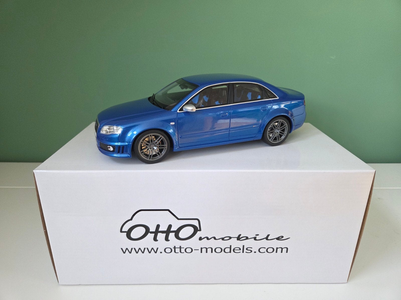 Otto Mobile Audi RS4 B7 Sedan Sprint Blue (OT1215) te koop!, Ophalen of Verzenden, Nieuw, Auto, OttOMobile