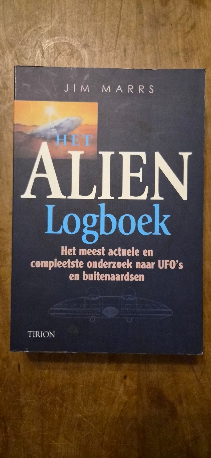 Het Alien Logboek - Jim Marrs (UFO's & buitenaardsen), Boeken, Ophalen of Verzenden, Gelezen, Jim Marrs