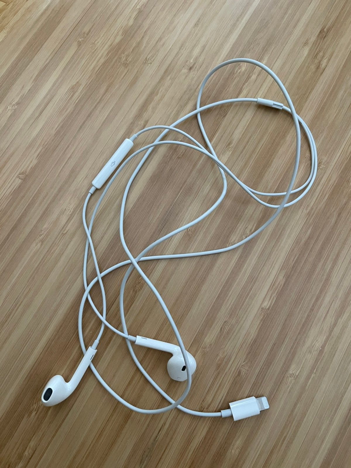 Apple iphone original oortjes earpods lightning, Ophalen of Verzenden, Zo goed als nieuw, Overige merken