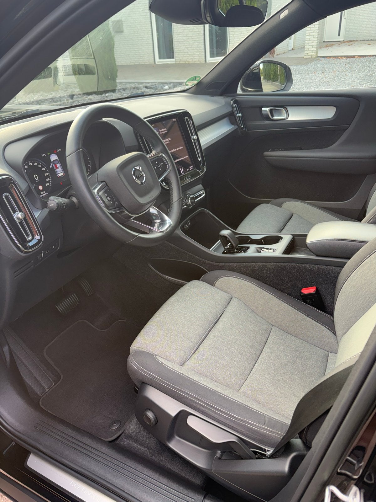 Foto 7 van Volvo XC40 T4 Recharge Core Plug-in hybrid 2022