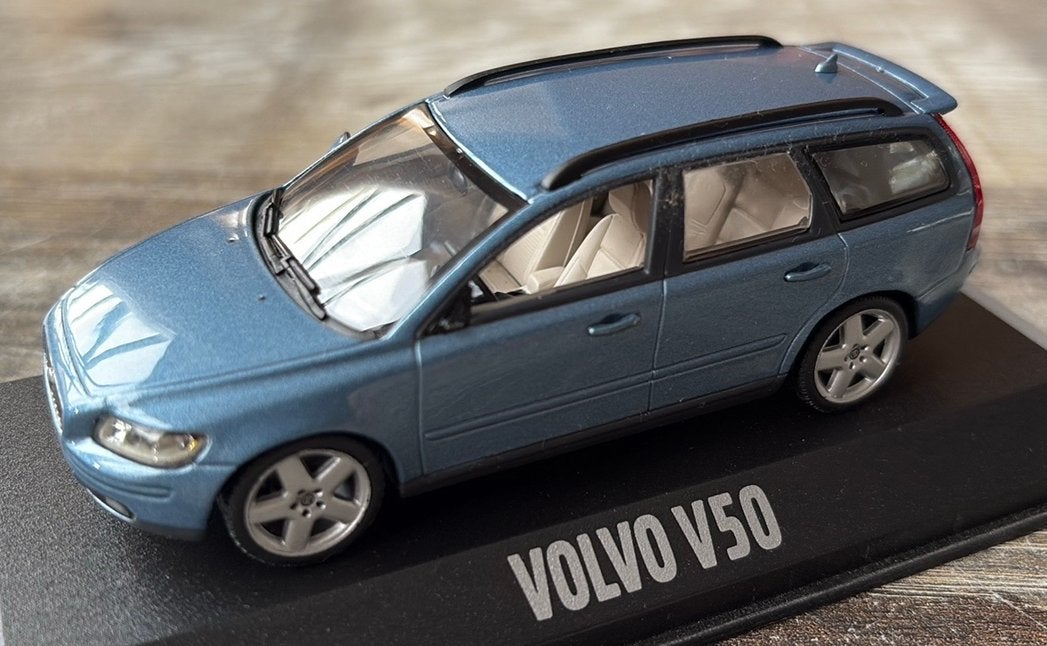 Volvo V50 schaalmodel, Overige merken, 1:50 of kleiner, Auto, Ophalen of Verzenden