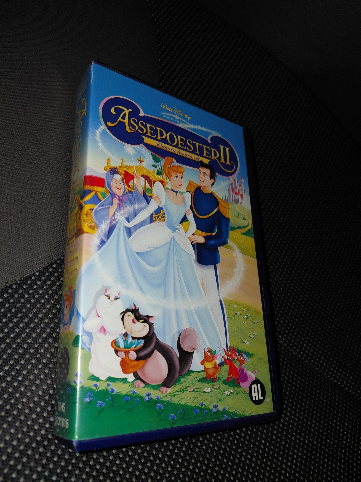 Disney Assepoester 2 videoband., Gebruikt, Tekenfilm, Alle leeftijden, Ophalen of Verzenden