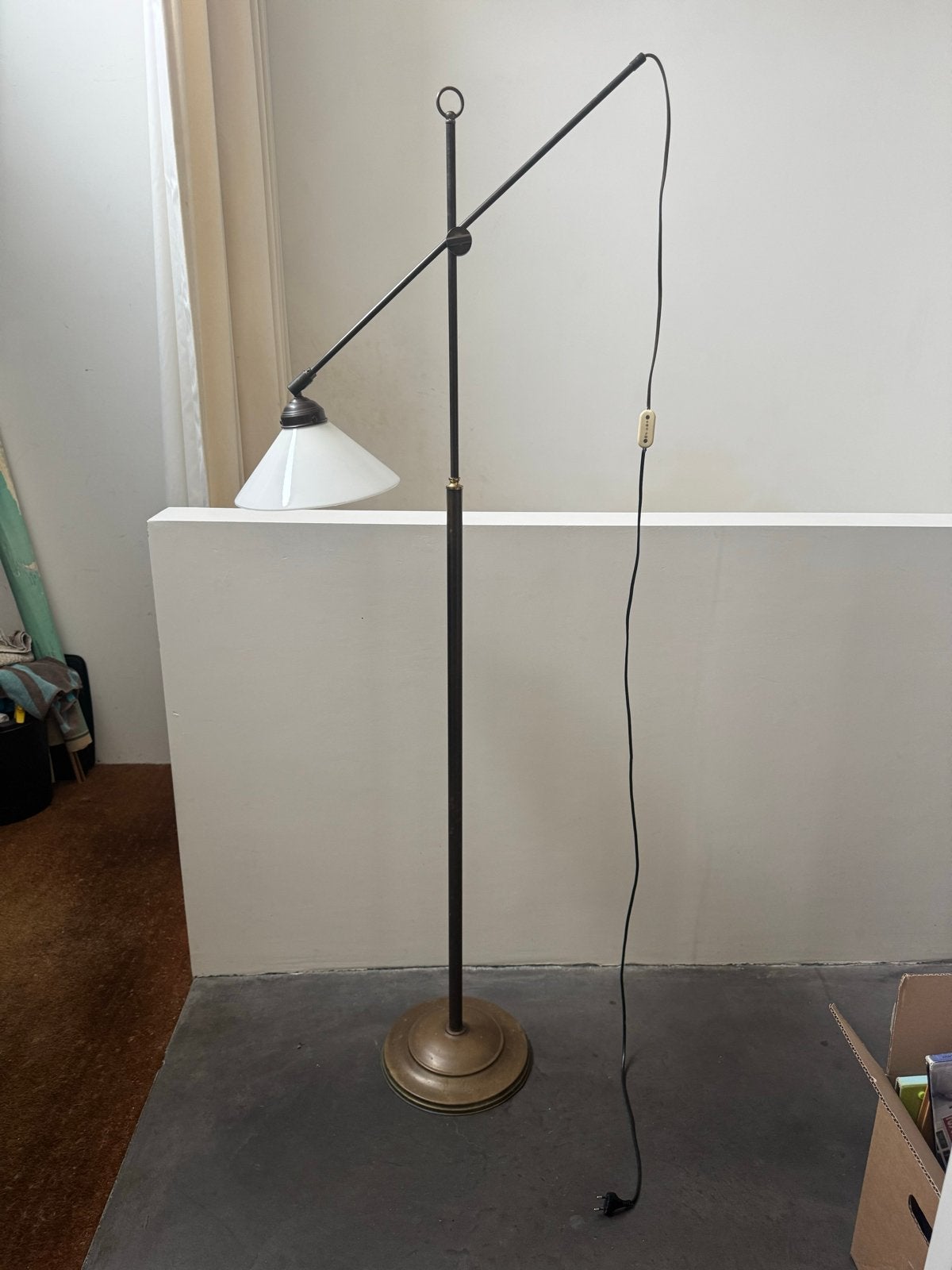 Verstelbare staande lamp met glazen kap, Gebruikt, Metaal, 150 tot 200 cm, E27 (groot)