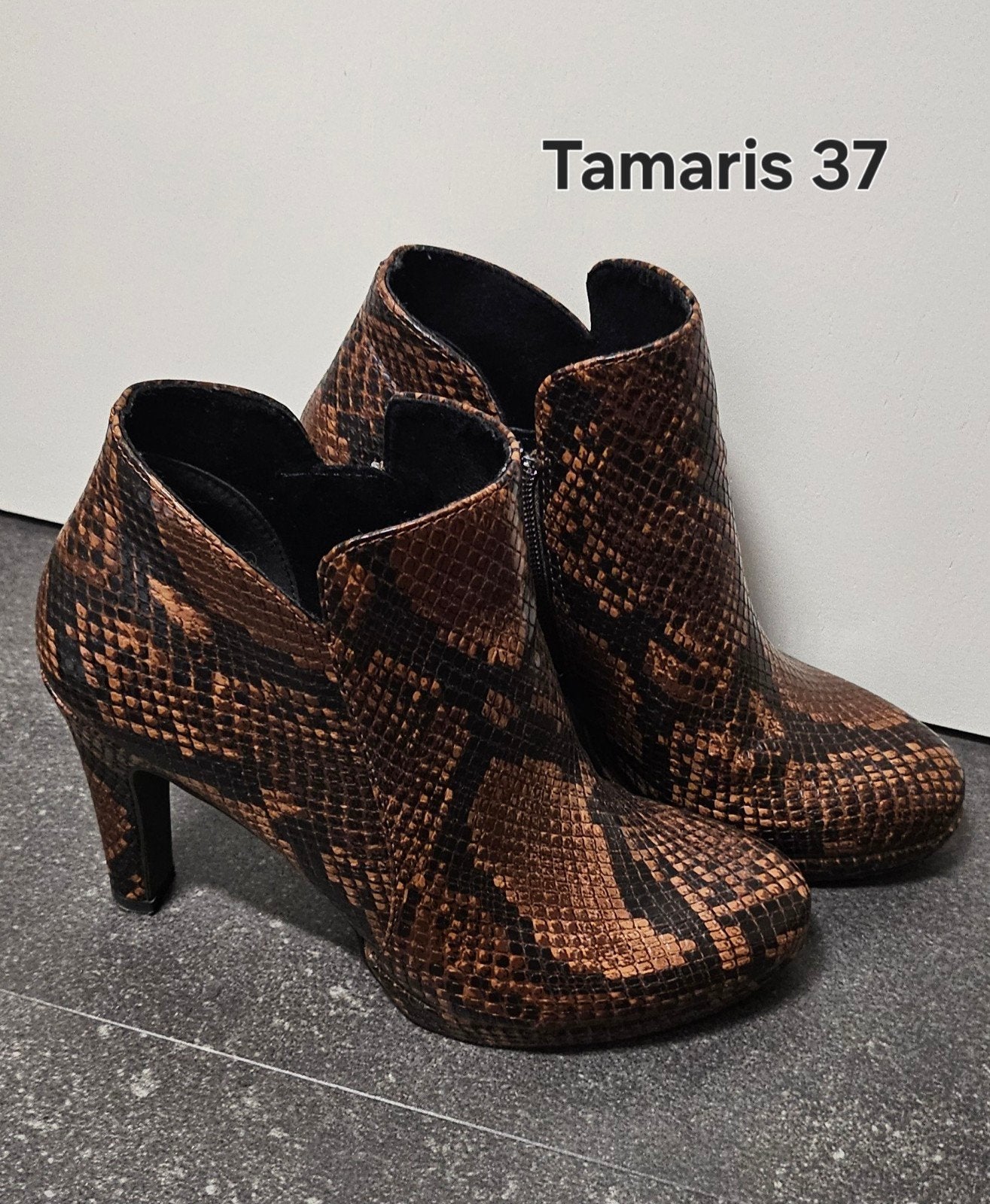 Tamaris enkellaarsjes met slangenprint - Maat 37, Kleding | Dames, Tamaris, Bruin, Lage of Enkellaarzen, Ophalen of Verzenden