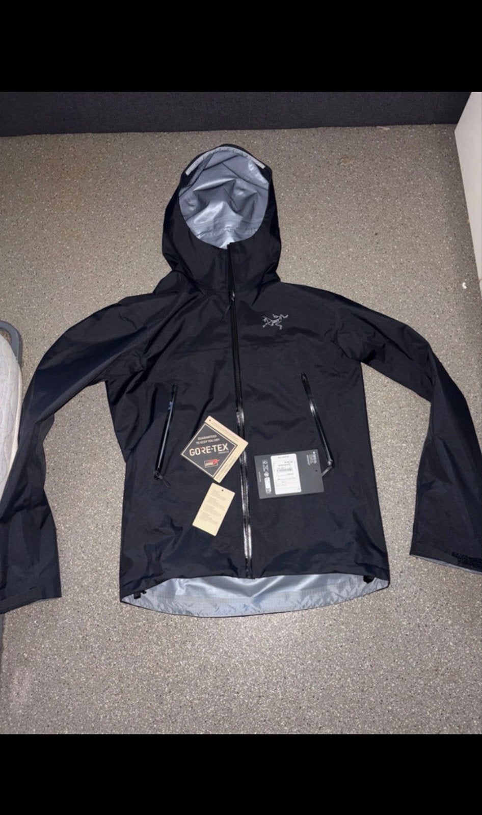 Arc'teryx Beta Jacket en Beta Pant Gore-Tex - Nieuw, Kleding | Heren, Ophalen of Verzenden, Nieuw, Maat 46 (S) of kleiner, Pak