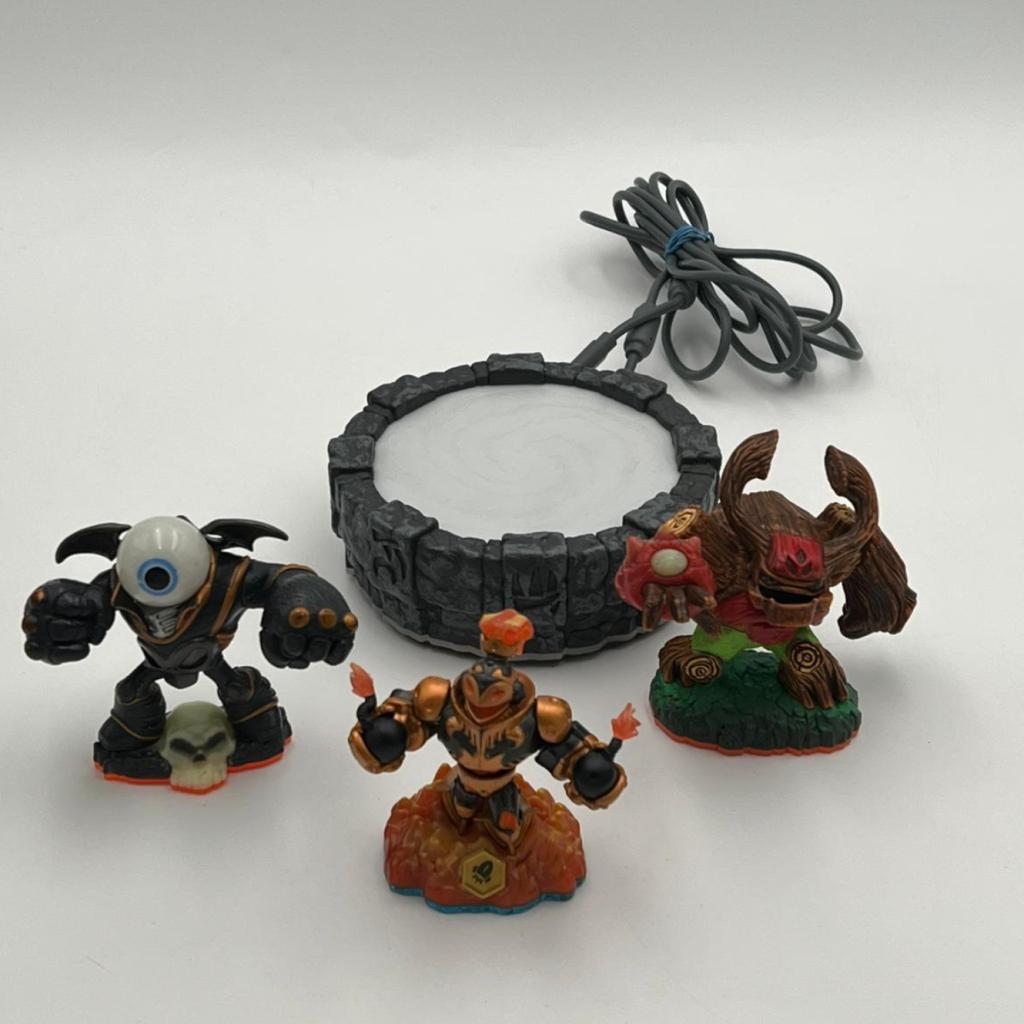 Skylanders Giants - Complete set met portal - Xbox 360, Spelcomputers en Games, Games | Xbox 360, Ruilrijk, Zo goed als nieuw