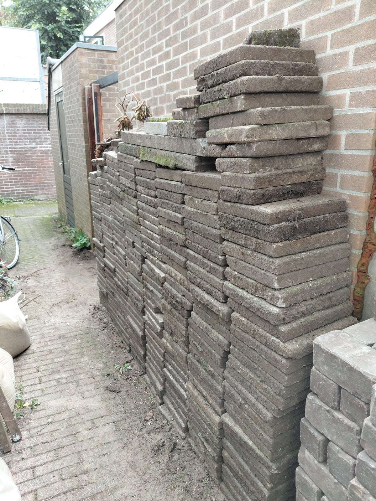 Gratis af te halen: Stenen, Ophalen, Gebruikt, Klinkers, 10 m² of meer