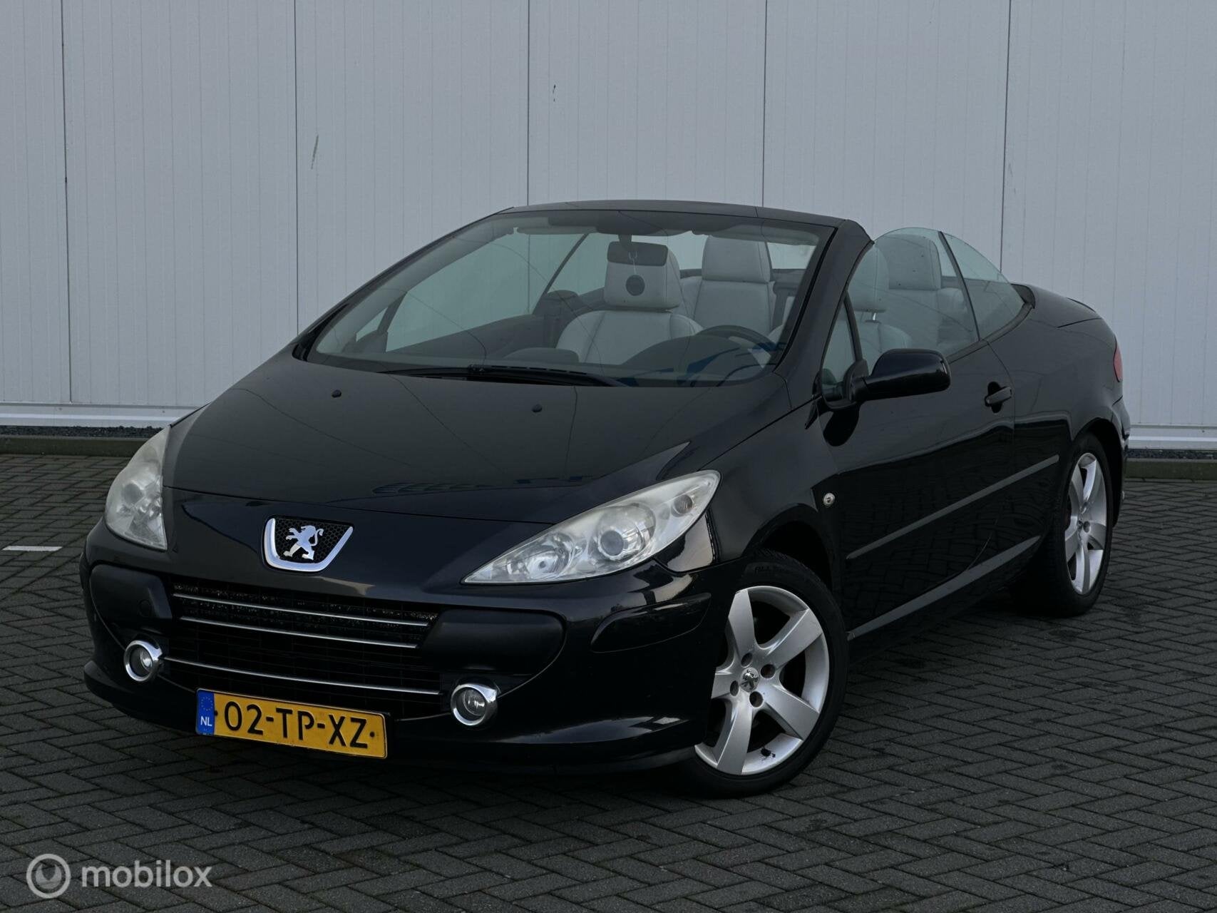 Peugeot 307 CC 2.0 HDiF, Voorwielaandrijving, 136 pk, Gebruikt, 4 cilinders