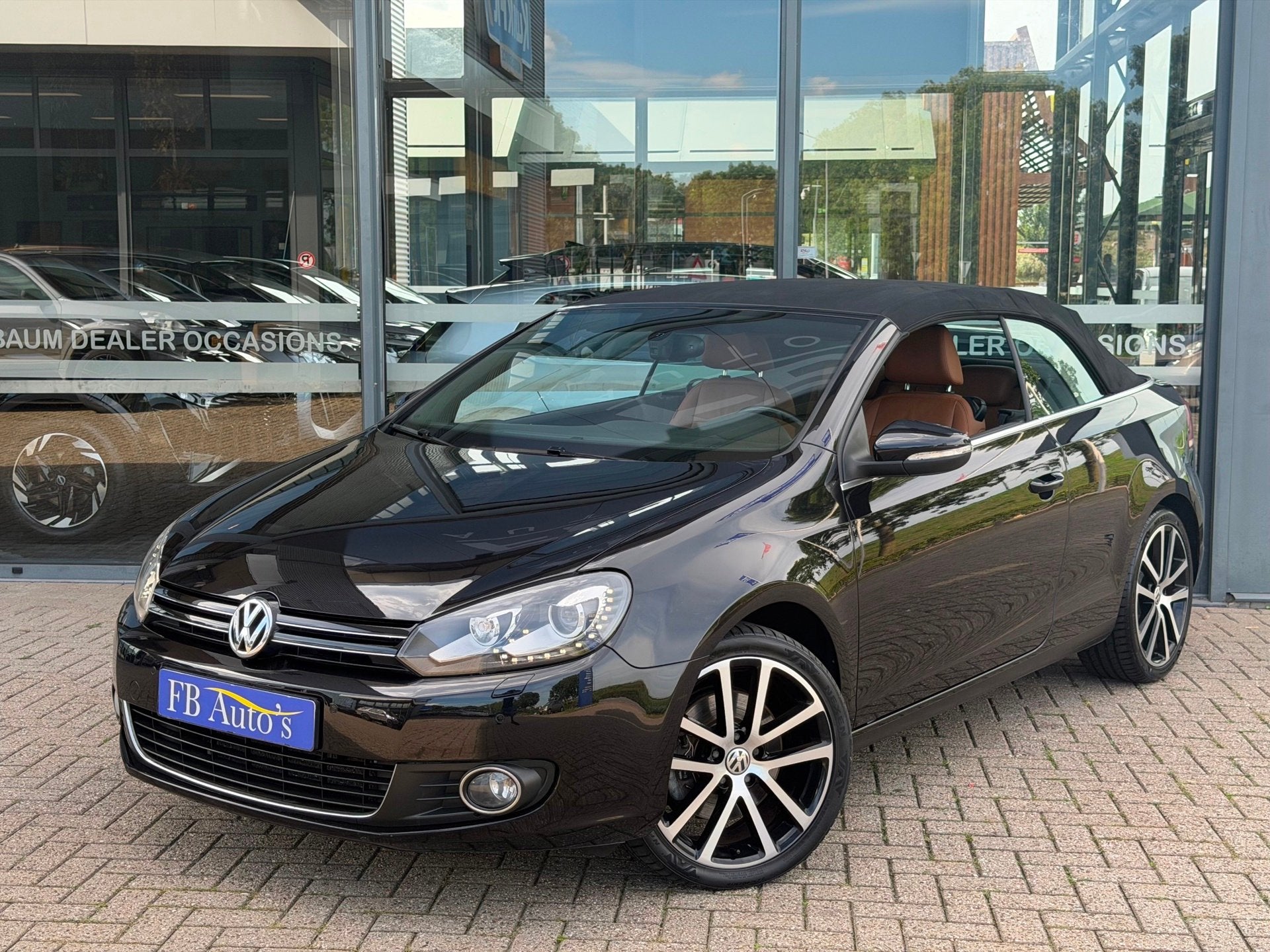 Volkswagen Golf Cabriolet 1.4 TSI Airco Lmv Navi Cruise Lede, Gebruikt, 4 cilinders, Cabriolet, Zwart