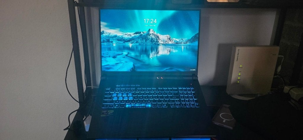 Asus Rog Strix 18 G814FP-S9006W 18" Gaming Laptop