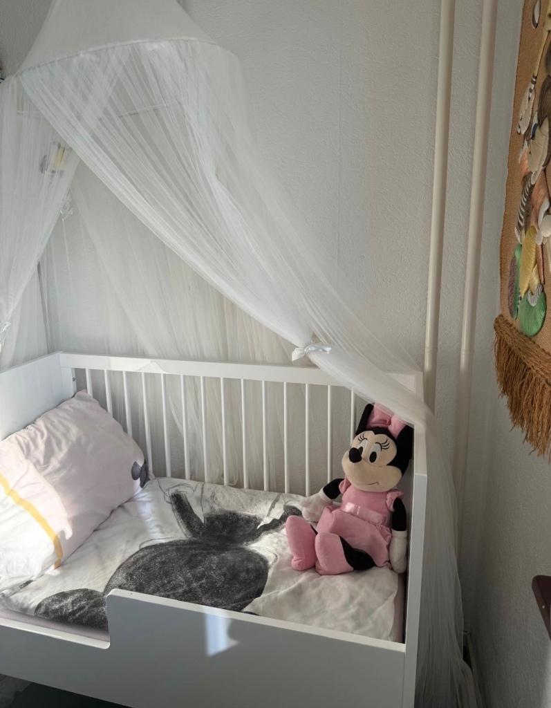 Kinderbed van kidsmill (sixties), 70 tot 85 cm, 140 tot 160 cm, Zo goed als nieuw, Ophalen