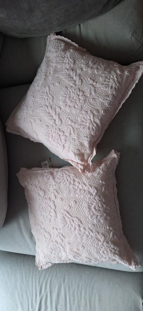 2 Nieuwe Roze Sierkussens met Kant, Ophalen of Verzenden, Nieuw, Roze, Vierkant