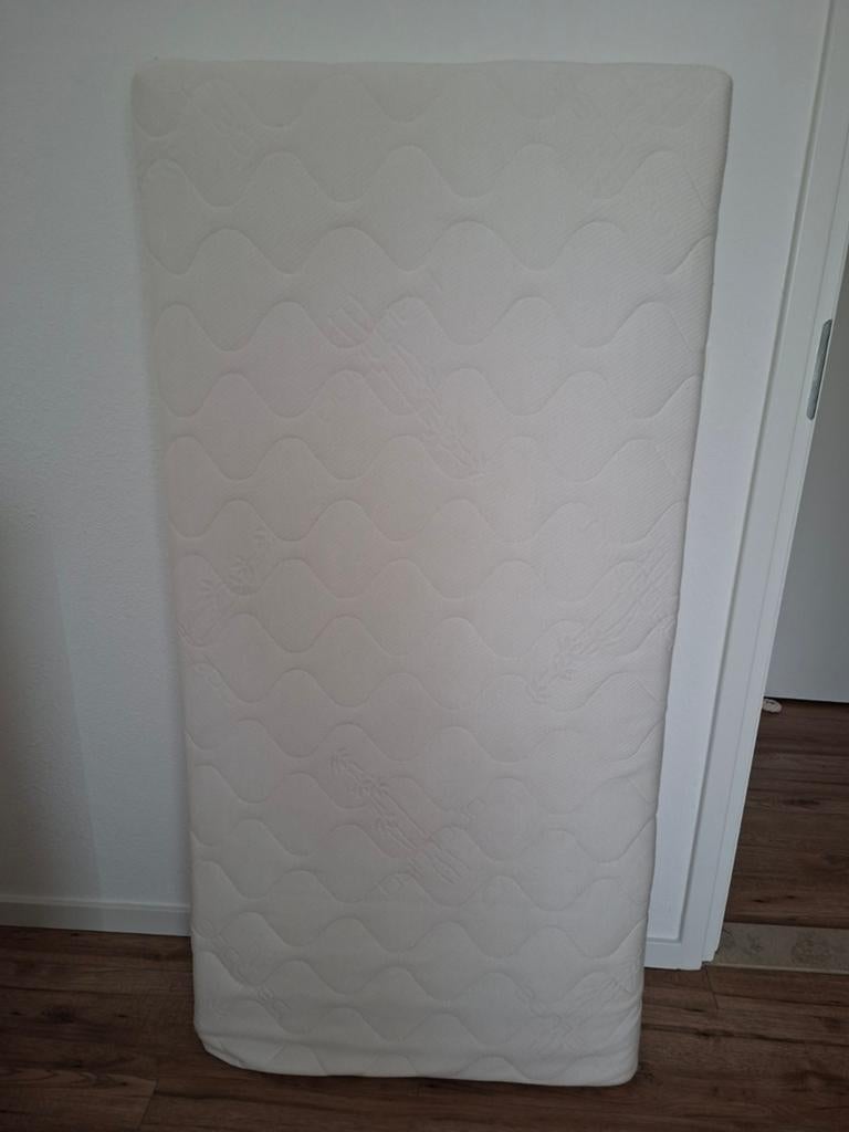 Prenatal bamboe matras + beschermer (peuterbed 70 x 140 cm), Kinderen en Baby's, Ophalen, 70 tot 85 cm, 140 tot 160 cm, Zo goed als nieuw