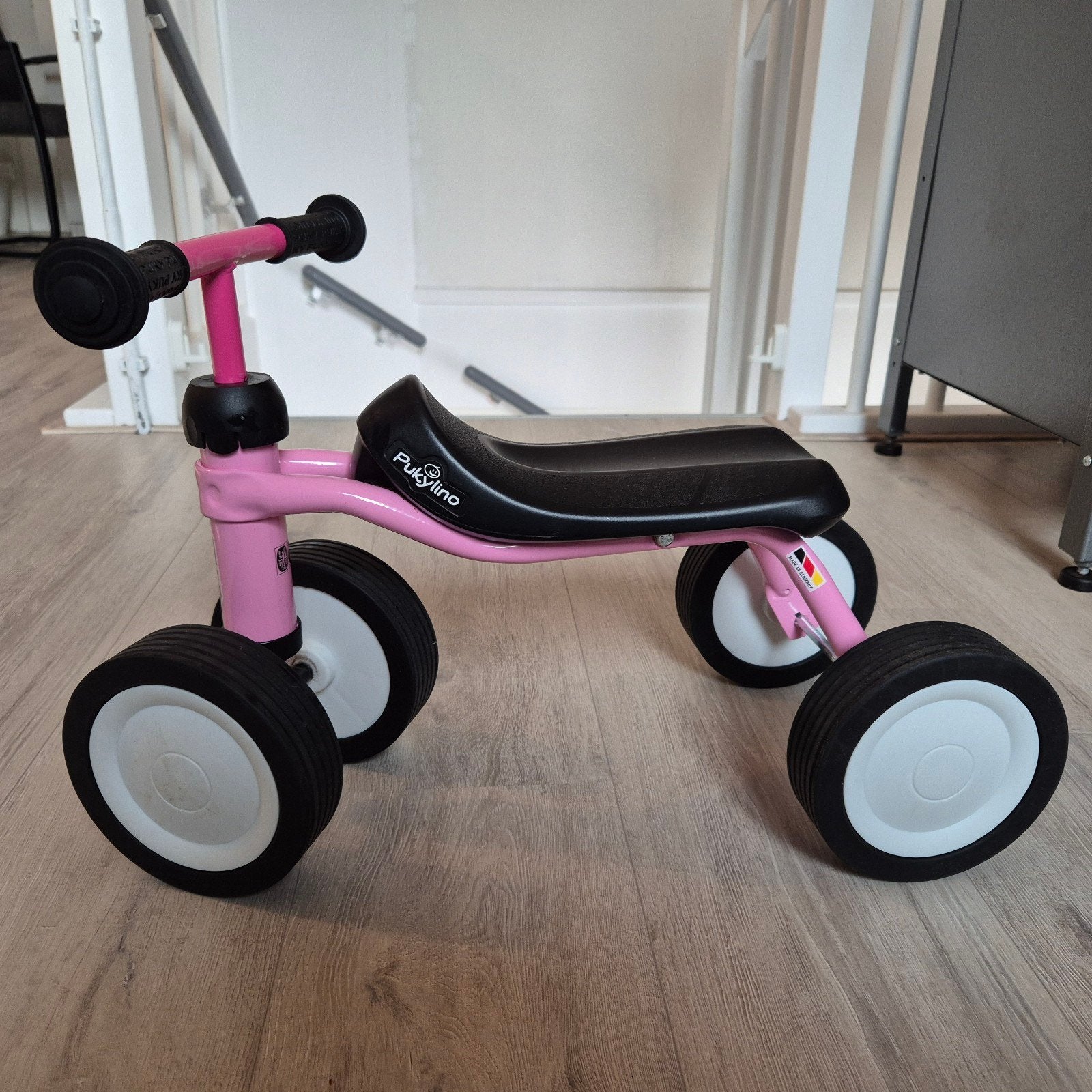 Foto 4 van Pukylino loopfiets roze - vanaf 1 jaar oud