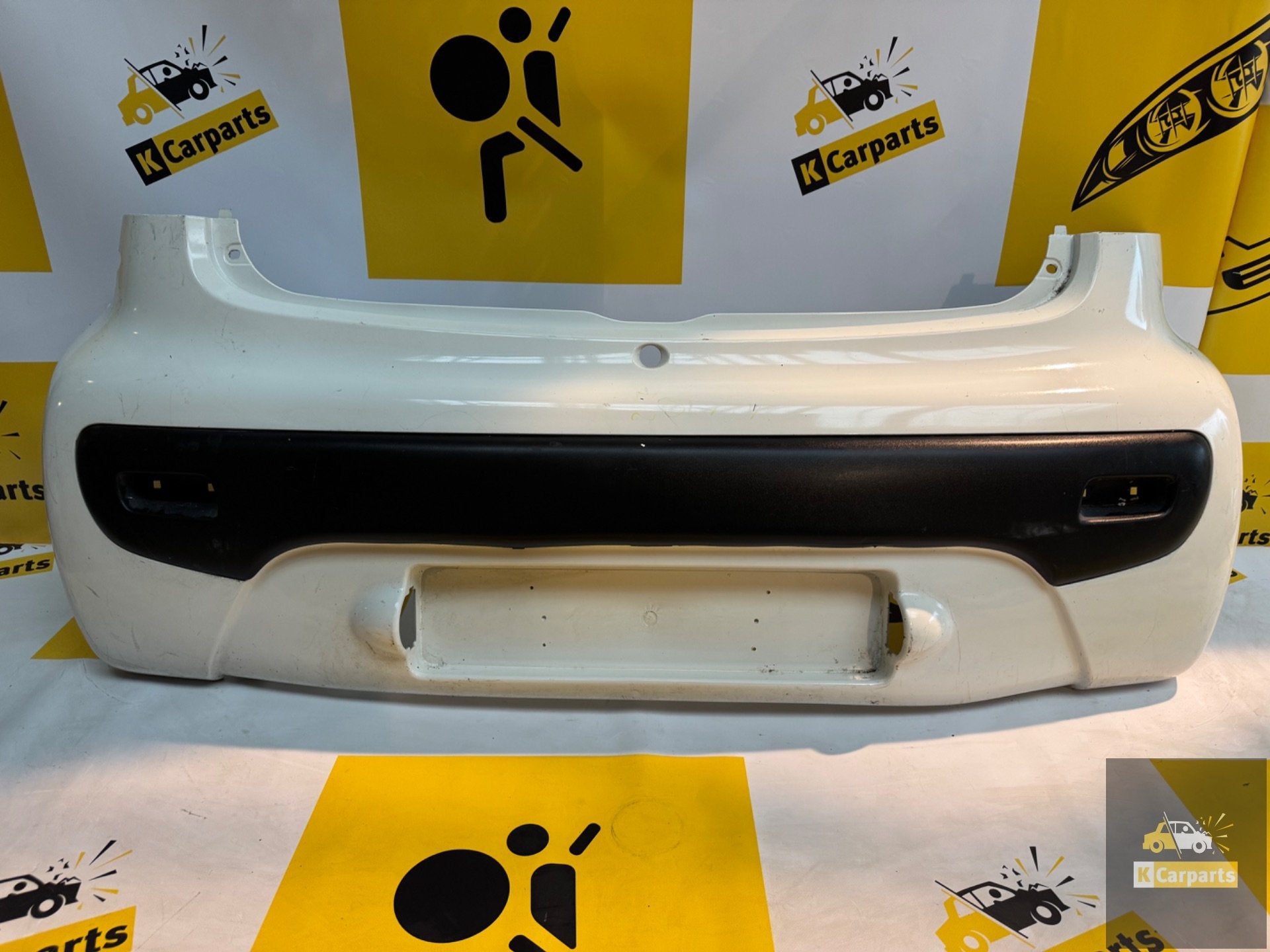Achterbumper Peugeot 107 2007-2013 origineel bumper, Info@fabrikant.eu, Fabrikantstraat 1
1000 AA  Amsterdam, NL, Ophalen of Verzenden