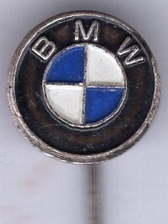 BMW zilverkleurig auto speldje 7 mm ( A_109a), Ophalen of Verzenden, Zo goed als nieuw, Transport, Speldje of Pin