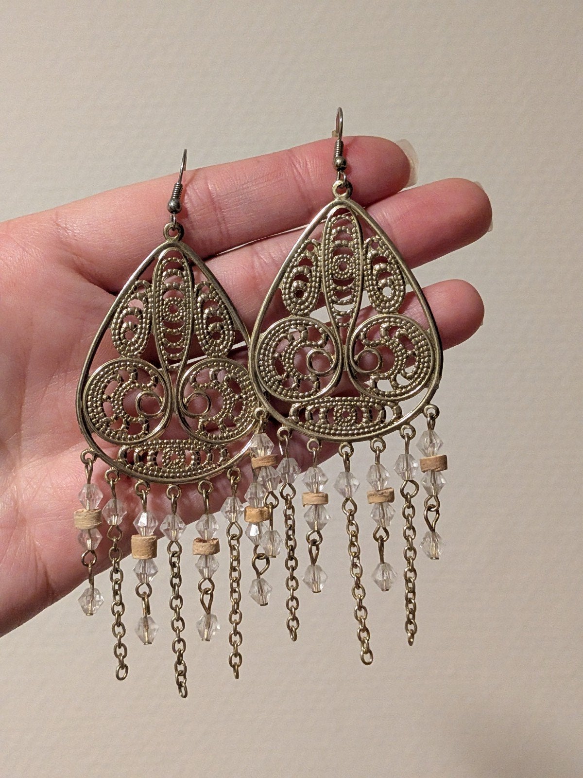 Boho oorbellen met filigraan en kralen, Sieraden, Tassen en Uiterlijk, Oorbellen, Met kristal, Overige materialen, Ophalen of Verzenden
