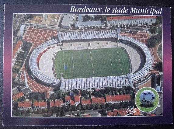 Stadion ansichtkaart Bordeaux 3x, Ophalen of Verzenden, Gebruikt, Buitenlandse clubs, Poster, Plaatje of Sticker