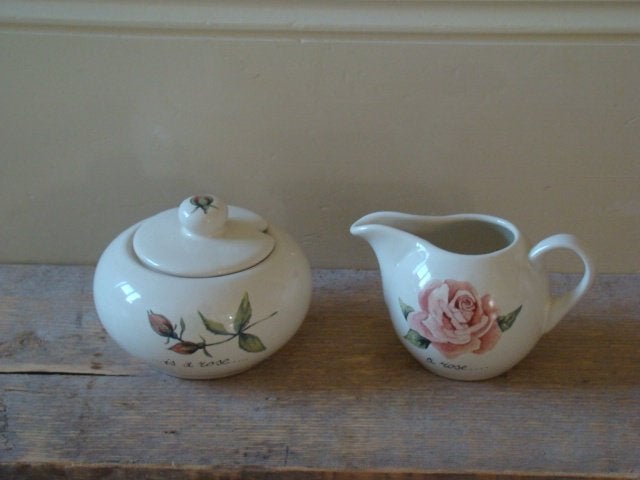 Servies, Jet (by Ter Steege), A ROSE IS A ROSE, z.g.a.n., Huis en Inrichting, Overige typen, Ophalen of Verzenden, Zo goed als nieuw