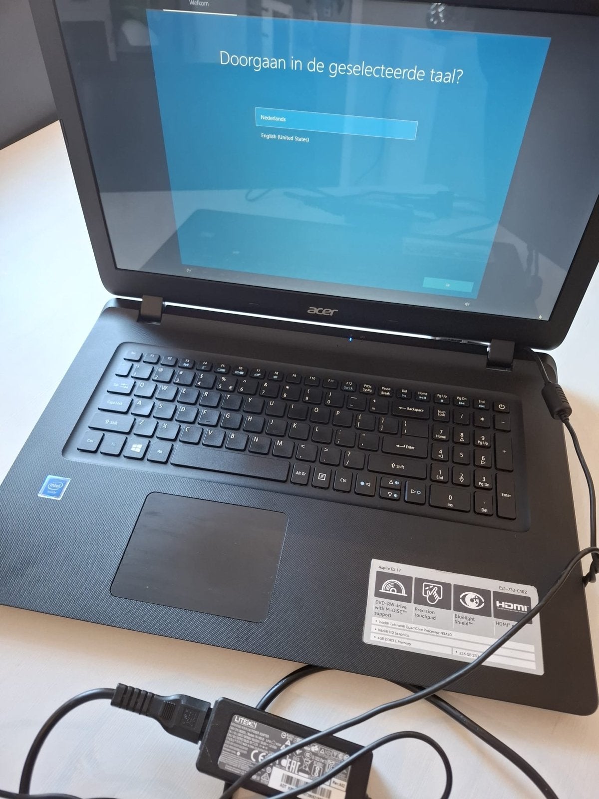 Acer Aspire ES1-732-c1rz Laptop - Goede Staat, Computers en Software, Windows Laptops, Gebruikt, HDD, Qwerty, Minder dan 2 Ghz