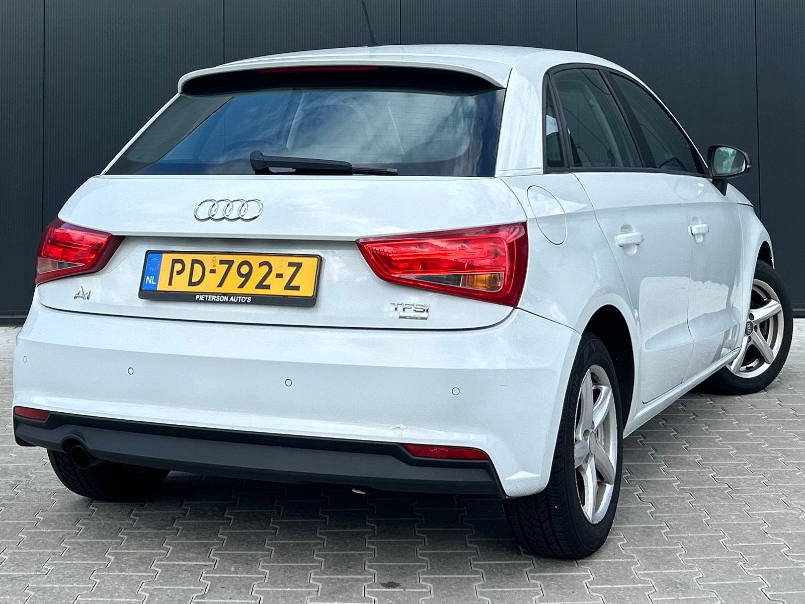 Audi A1