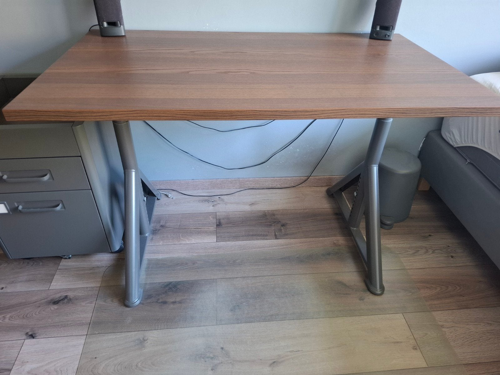 Bureau met ladekast en bureaustoel, Ophalen, 120 cm, Hout, Met lades