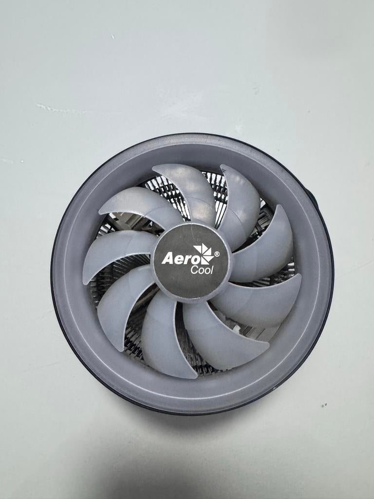 AeroCool CPU Koeler - Stil en Efficiënt, Ophalen of Verzenden, Gebruikt, Luchtkoeling