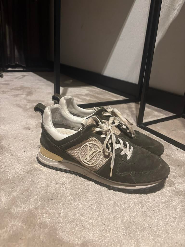 Louis Vuitton Run Away sneakers maat 38, Ophalen of Verzenden, Zo goed als nieuw, Bruin, Sneakers of Gympen