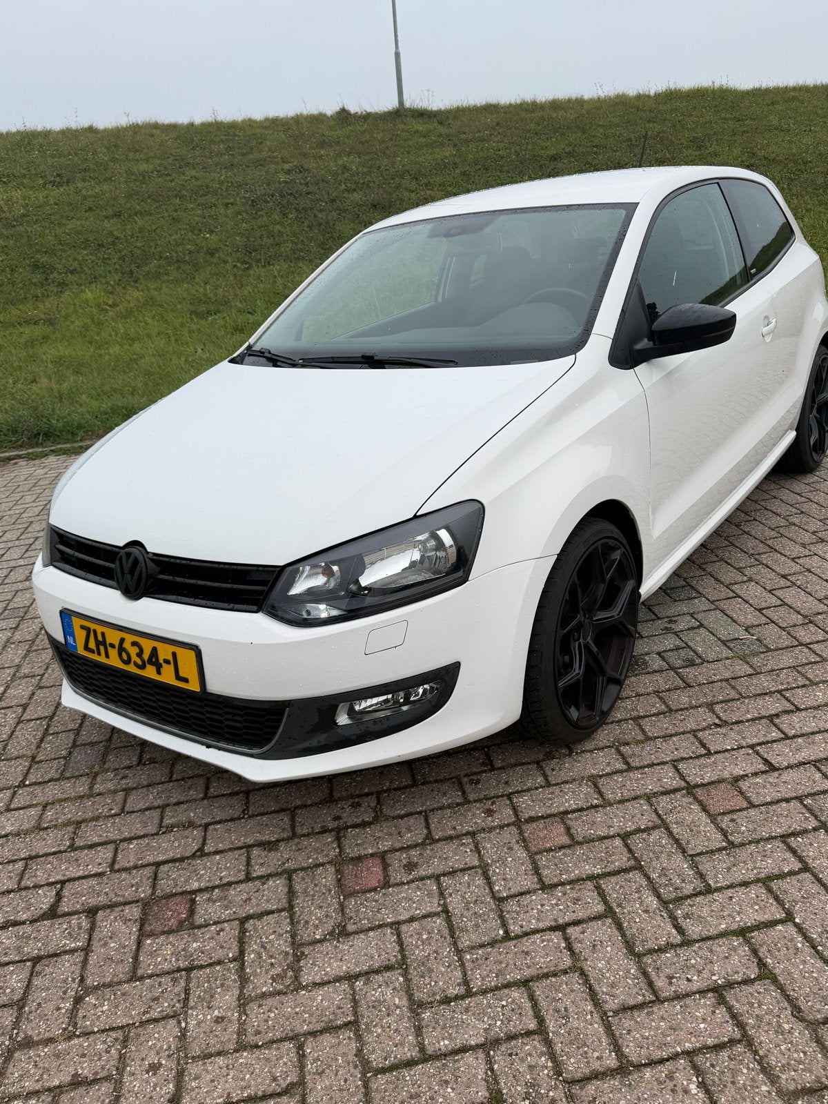 Volkswagen Polo 1.4 16V FSI met veel opties, Voorwielaandrijving, 970 kg, Stof, 40 €/maand