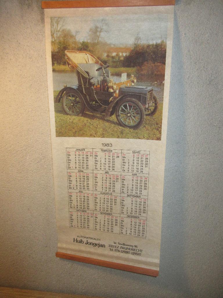 Vintage stoffen kalender met auto Huib Jongejan Zwijndrecht, Diversen, Kalenders, Ophalen of Verzenden, Jaarkalender, Gebruikt