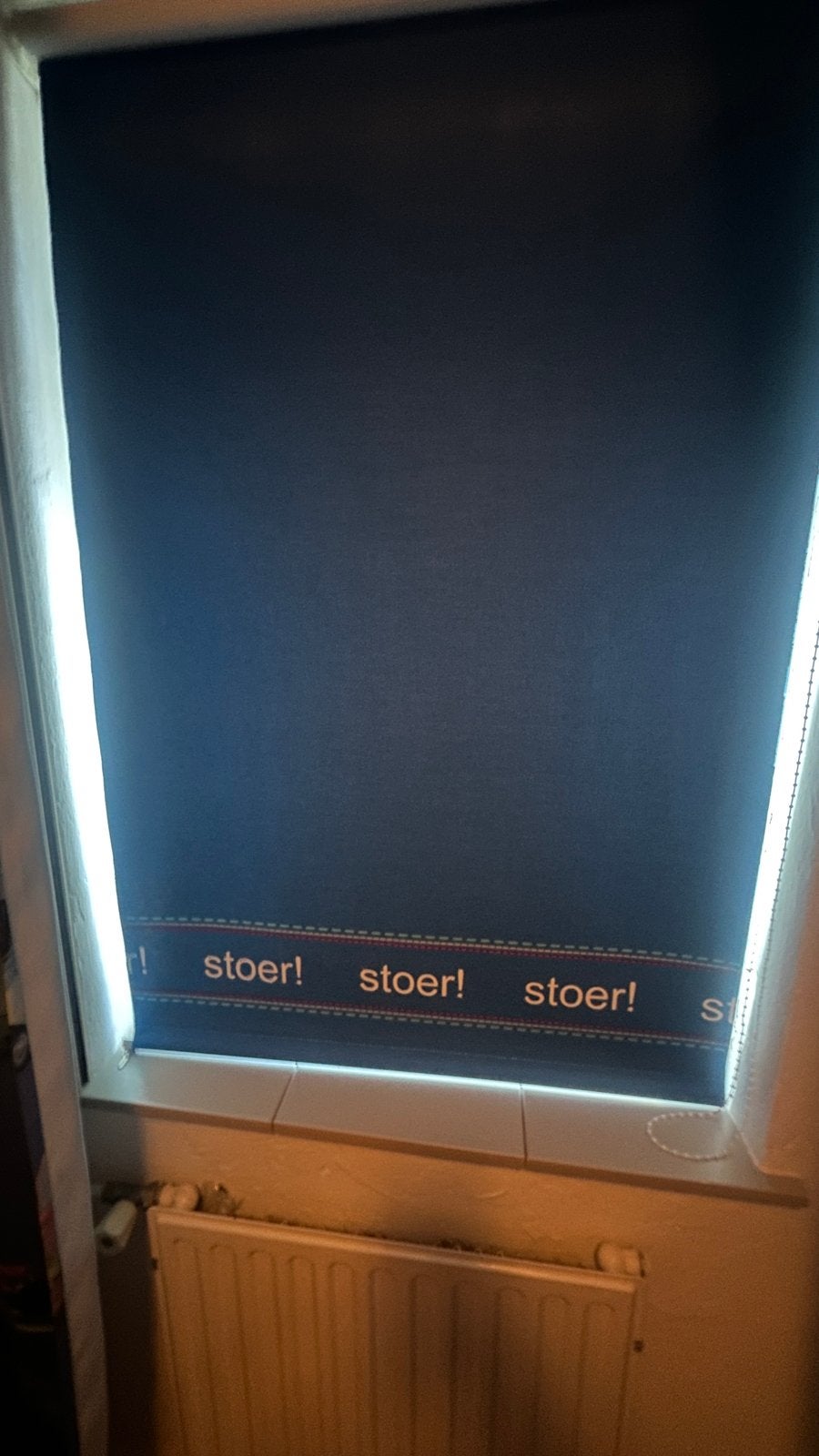 Stoer Rolgordijn - 97cm breed, uitrolbaar tot 193cm, Ophalen of Verzenden, Gebruikt, Blauw