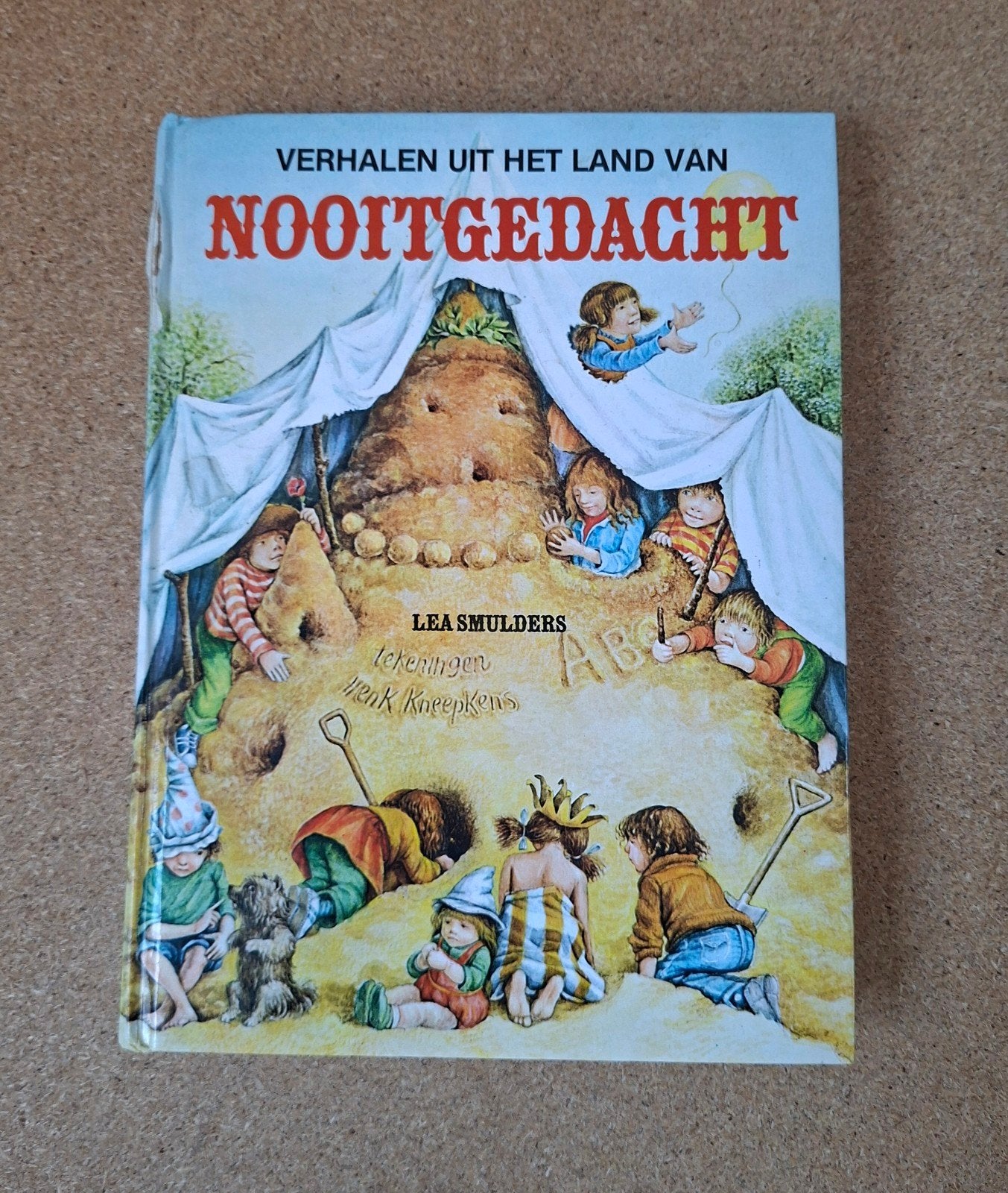 Verhalen uit het Land van Nooitgedacht - Lea Smulders, Gelezen, Ophalen of Verzenden, Lea Smulders, Sprookjes