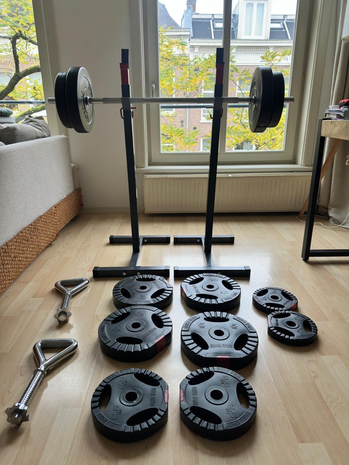 Halterset met halterstang en gewichten, Ophalen