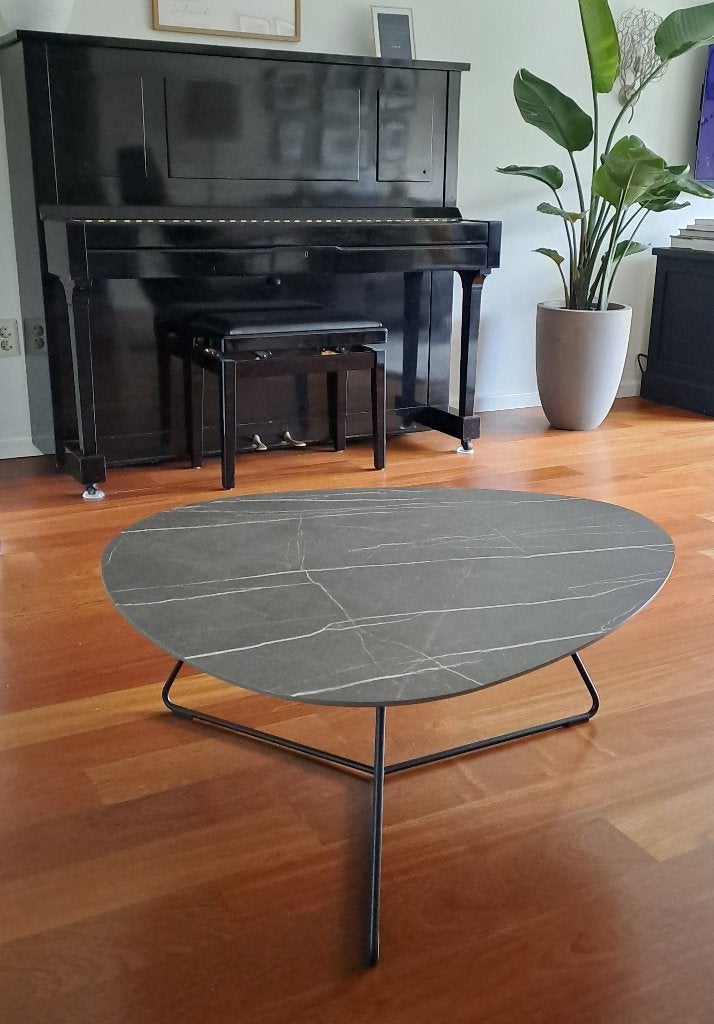 Organische salontafel Twinny stalen pootjes marmeren look, Ophalen, 50 tot 100 cm, 50 tot 100 cm, Zo goed als nieuw